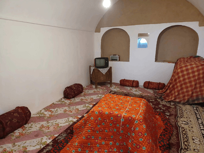 تصویر ۱ - اقامتگاه بوم‌گردی خانه باغ صفا (همکف) در  آباده