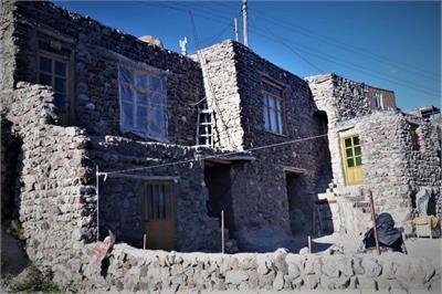 تصویر ۱ - روستایی و عشایری کندوان در  کندوان