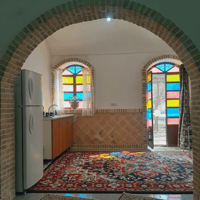 تصویر ۱ - اقامتگاه بوم‌گردی گدین (سوئیت دو تخته) در  ماهان