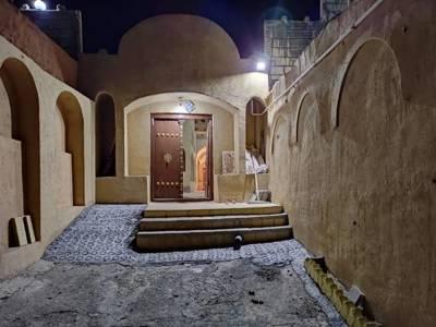 تصویر ۱ - اقامتگاه بوم‌گردی برج  در  باغ بهادران