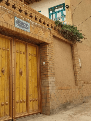 تصویر ۱ - اقامتگاه بوم‌گردی سرای مهرآفرین روستای مرق (اتاق ۴) در  نیاسر