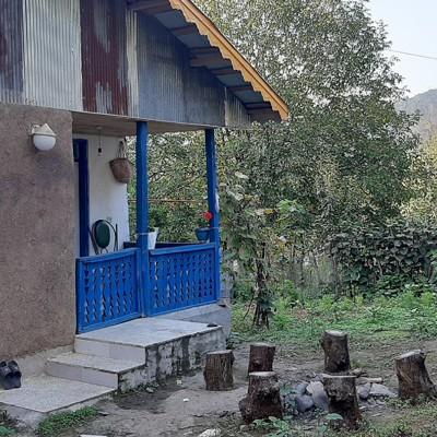 تصویر ۱ - کلبه دامون در  سیاهکل