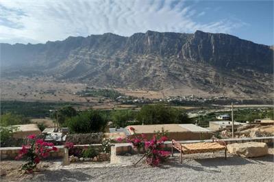 تصویر ۱ - روستایی و عشایری  تنگه چوگان(اتاق قشقایی) در  کازرون