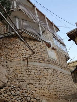 تصویر ۱ - خانه پالنگان در  کامیاران