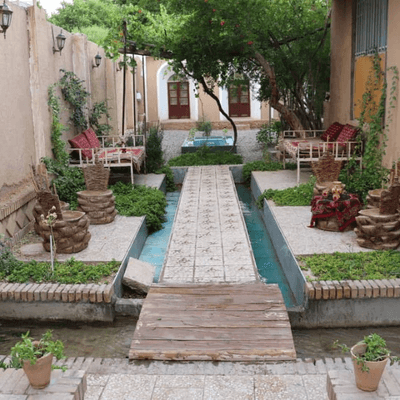 تصویر ۱ - اقامتگاه بوم‌گردی عمارت دلگشا ( اتاق سنتی ) در  ماهان