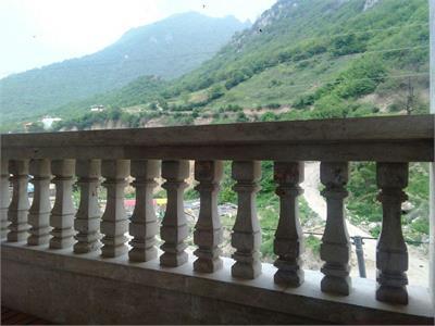 تصویر ۱ - آپارتمان ملایی (واحد3) در  زیارت