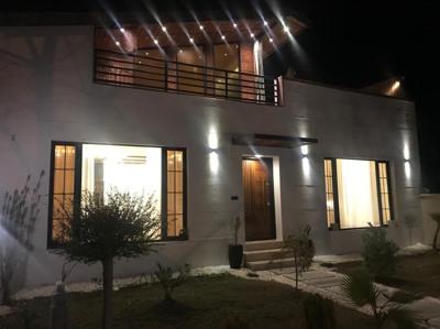 تصویر ۱ - ویلا لوکس استخردار آبگرم شمالی با تراس در  انزلی