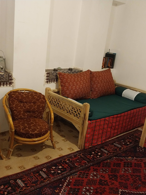 تصویر ۱ - اقامتگاه بوم‌گردی سرای مهرآفرین روستای مرق (اتاق 1) در  نیاسر