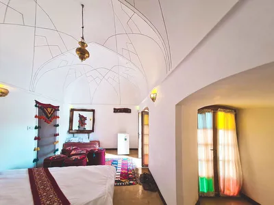 تصویر ۱ - هتل سنتی کاروانسرای صفوی امین آباد (آتوسا) در  شهرضا