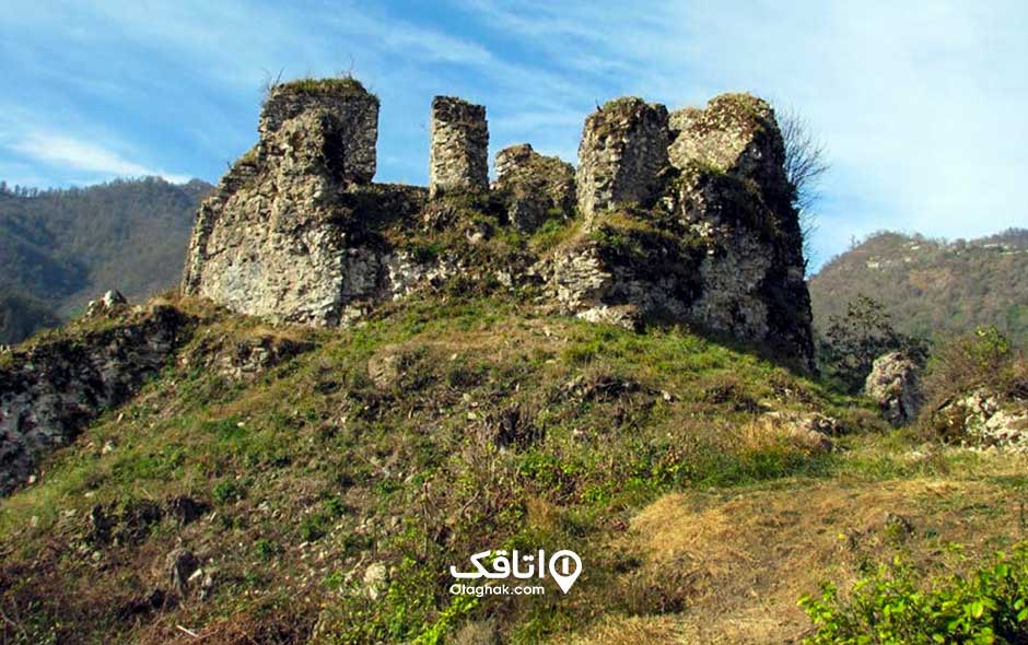 جاذبه توریستی و تفریحی قلعه گردن
