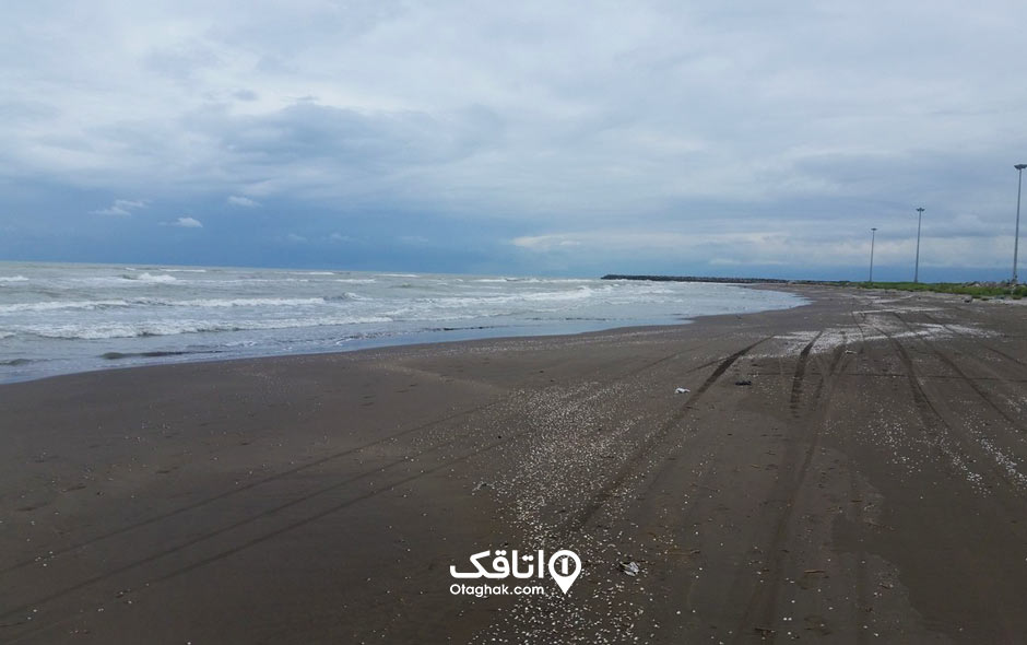 نقطه بهم رسیدن ساحل شنی به دریای خزر