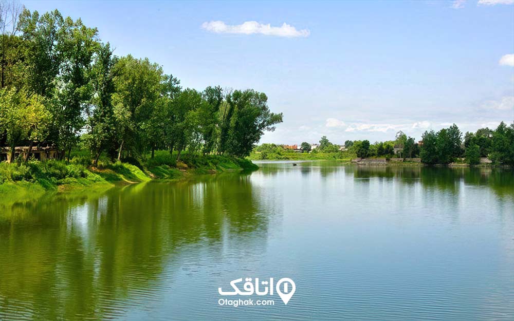 تالاب عینک رشت از جاهای دیدنی رشت