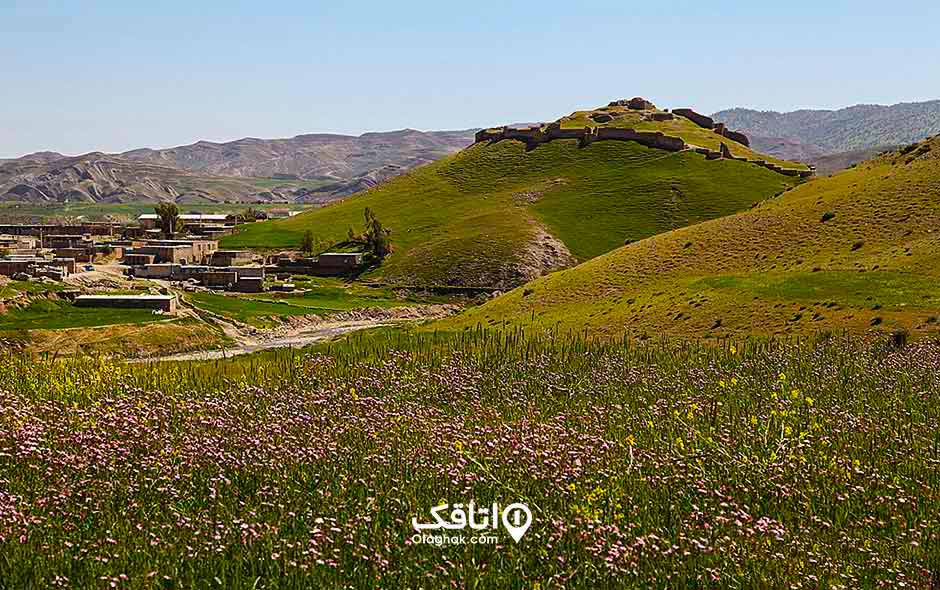 پشت قلعه