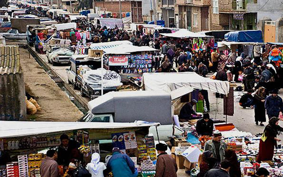 دوشنبه بازار در بندر ترکمن