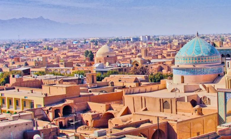 سفرنامه یزد تا کاشان | بازدید از شهر بادگیر ها و شهر گلاب