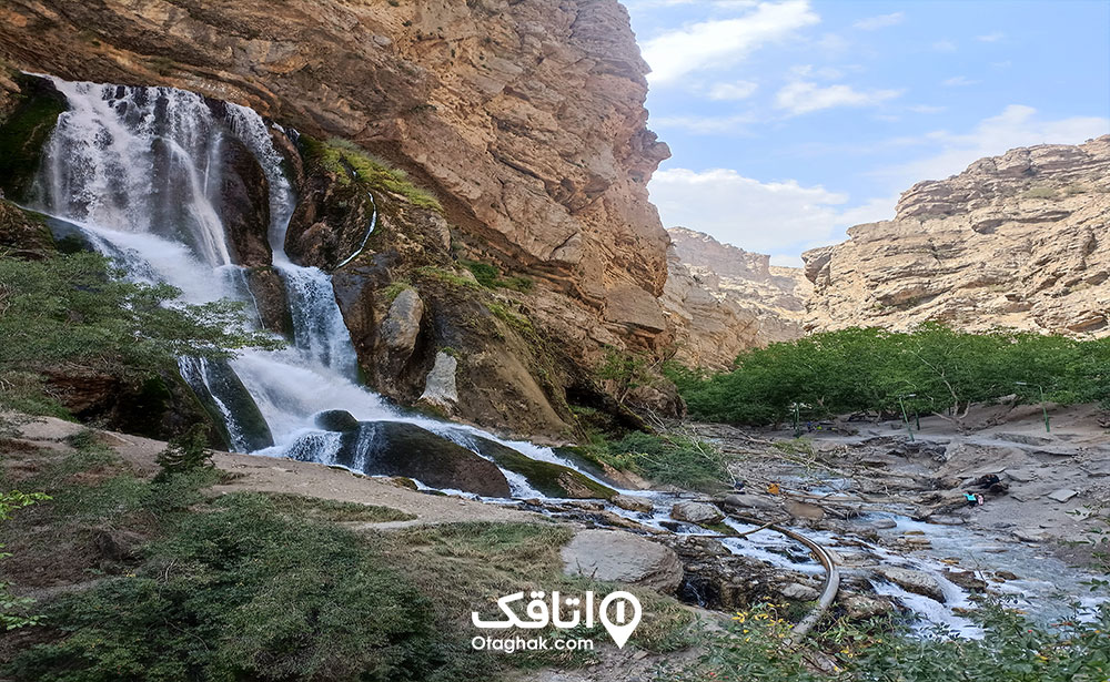 آبشار آب سفید