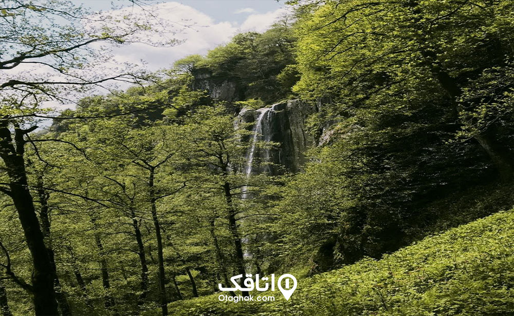 آبشار لاتون