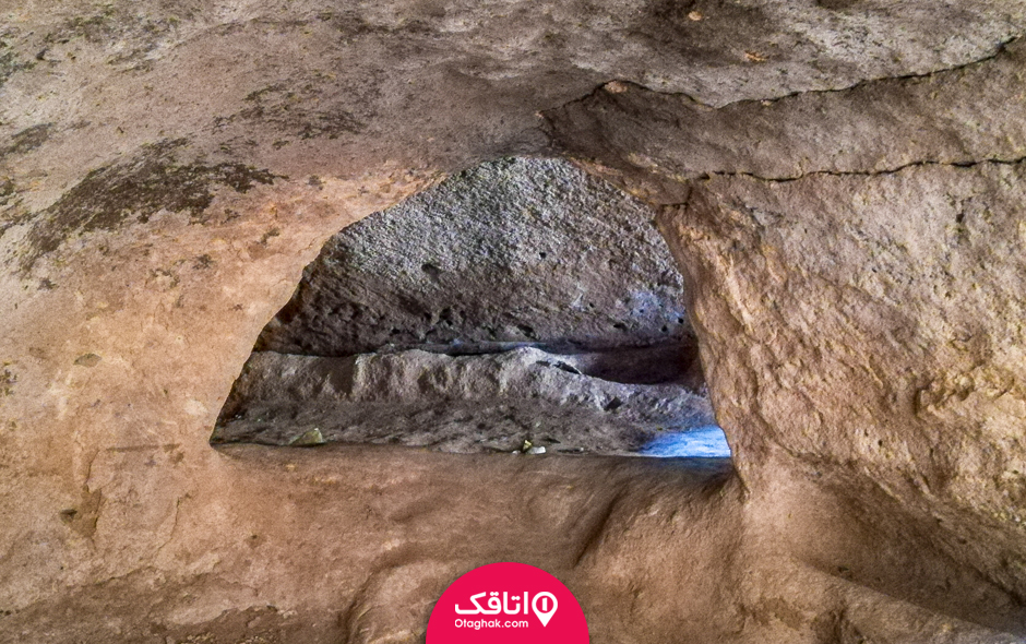 غار باستانی کنزق