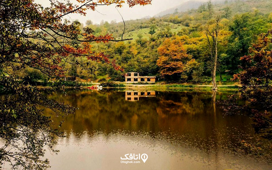 دریاچه شورمست