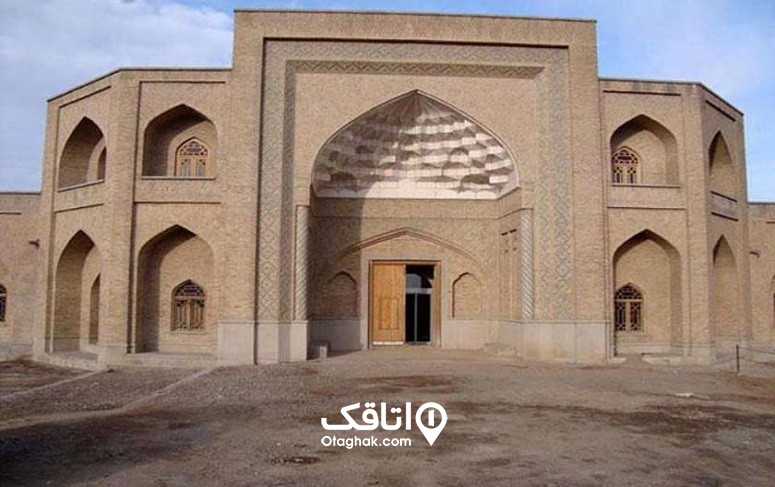 نمای رو بروی کاروانسرای عباسی 