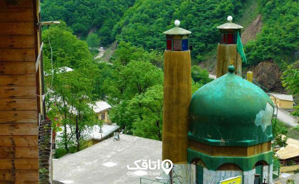 بقعه عون بن علی، از جاذبه‌های دیدنی و مذهبی این روستا است.