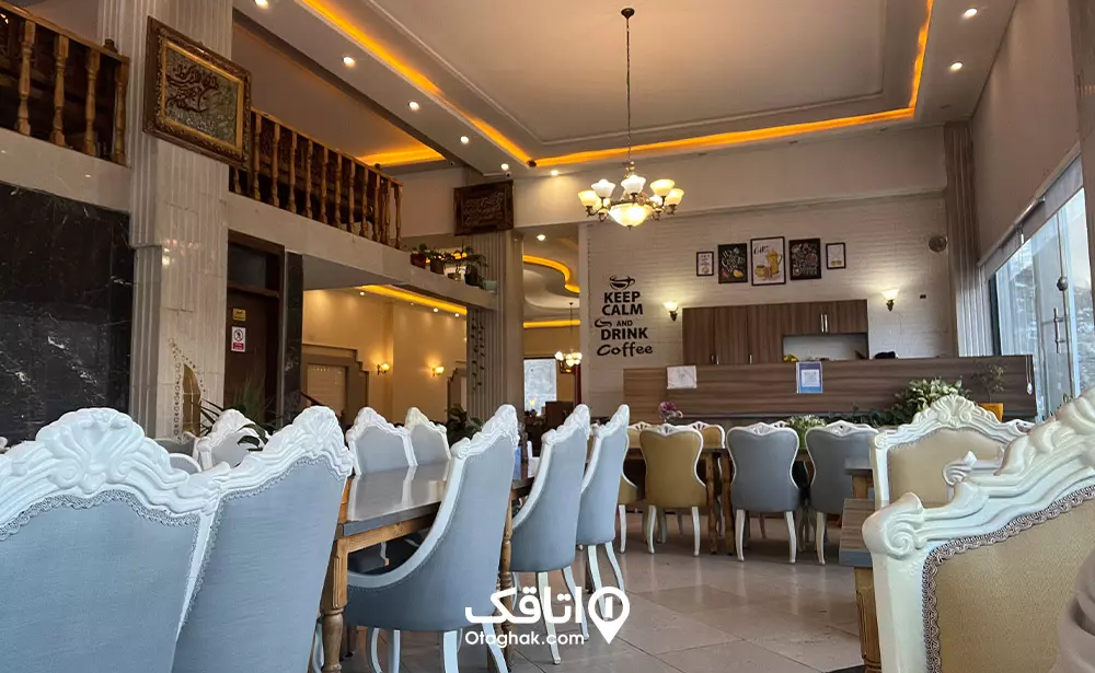 در رینه رستورانهای متنوعی برای صرف غذاهای خوشمزه شمالی وجود دارد