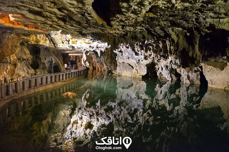 نمایی از داخل غار علی‌صدر همدان