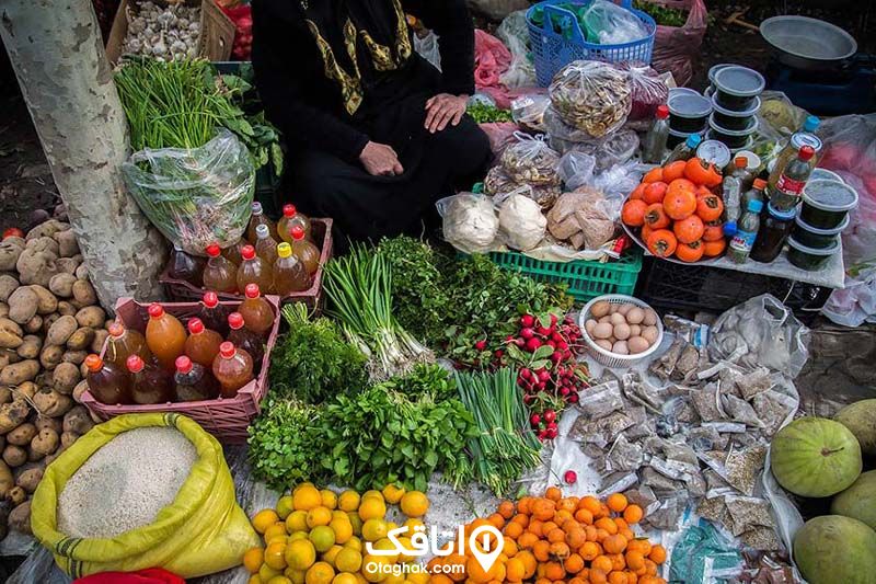بازار محلی نوشهر