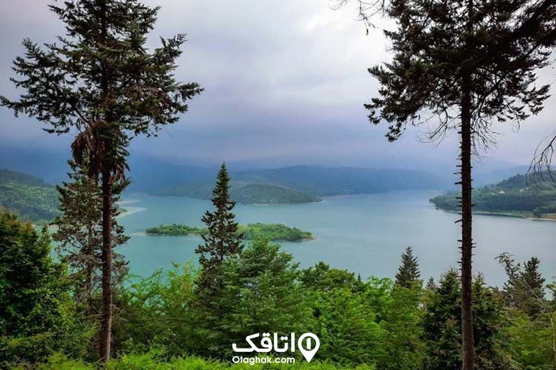 دریاچه سد لفور شیرگاه از جاهای دیدنی شیرگاه