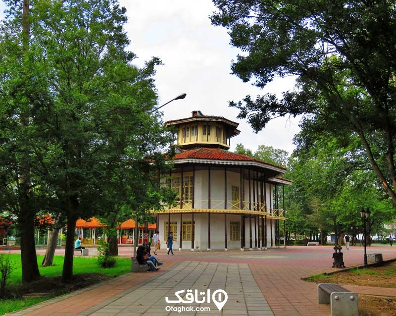 عمارت کلاه فرنگی در برنامه سفر شت
