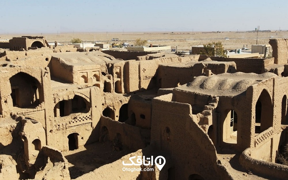 آثار باقی مانده از قلعه ای به نام مورچه خورت