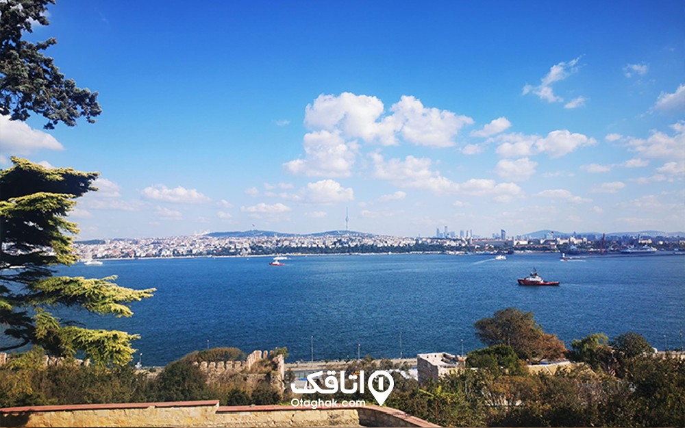 منظره ای از دریای و شهر استانبول