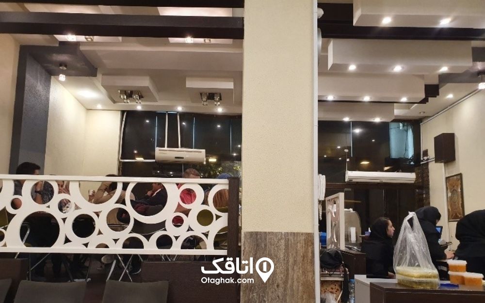 رستوران آفتاب‌گردان نوشهر