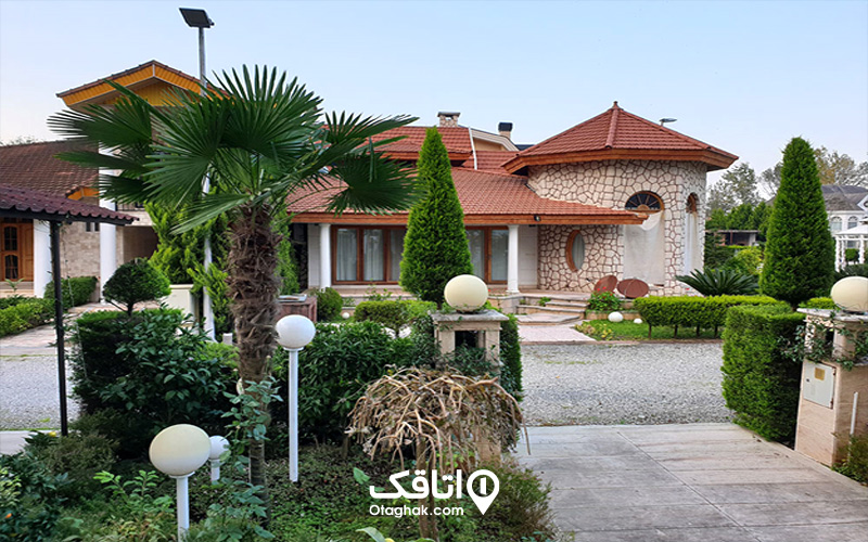 اقامت در نزدیکی آبشار آب پری