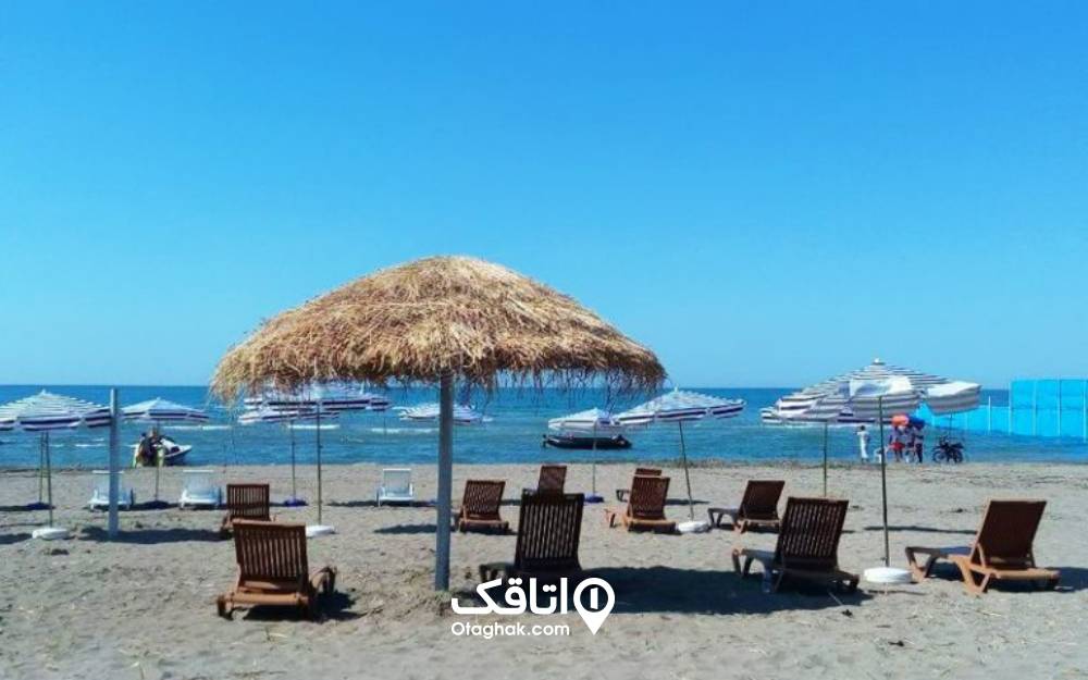 آلاچیق در پلاژ ساحل خلج رامسر