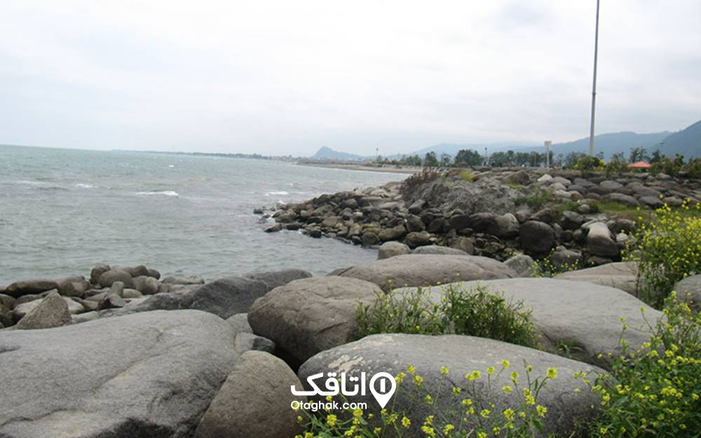 ساحل صخره‌ای کتالم، مکانی دنج برای پیک‌نیک