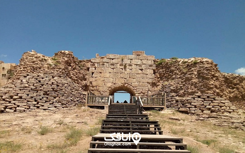 عجایبی که باید درباره دریاچه تخت سلیمان بدانید