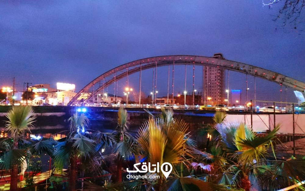 پل معلق باشکوه بابلسر در شب