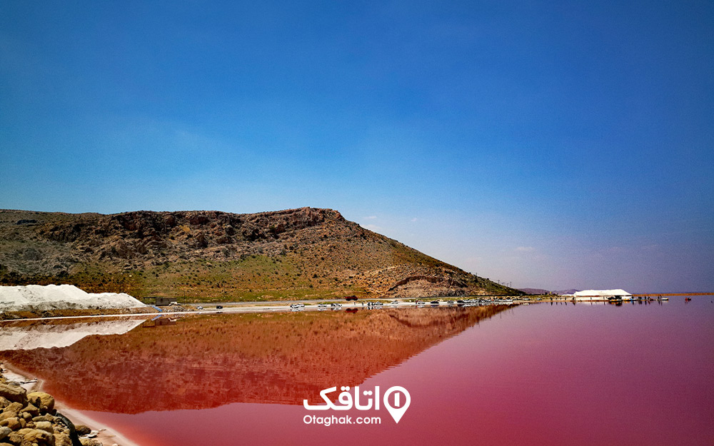 دریاچه مهارلو در تابستان