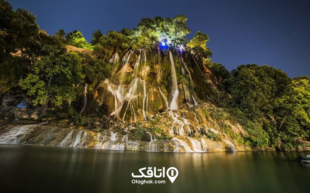 نمایی از آبشار بیشه در شب