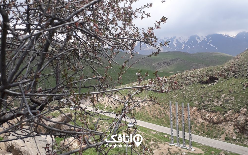 روستای زیبا آب گرم در فصل بهار