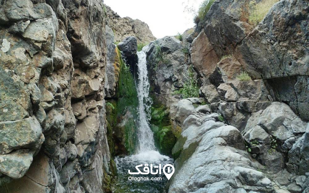 نمایی جذاب از آبشار طامه