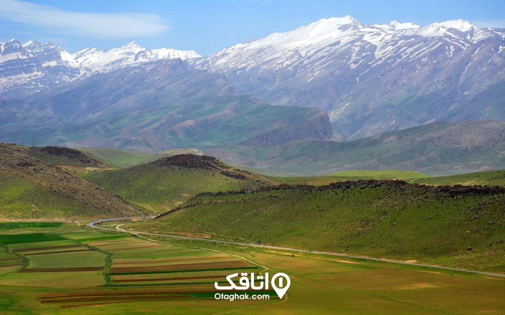 نمایی از دشت‌های اطراف جاده سمیرم به یاسوج