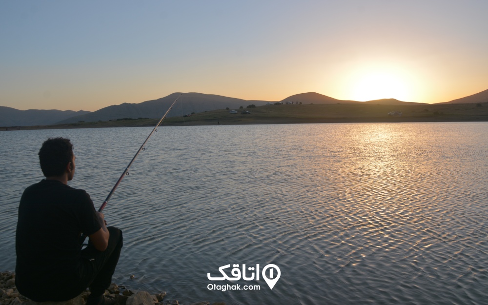 ماهیگیری تفریحی لذت‌بخش در دریاچه خلشکوه جیرنده