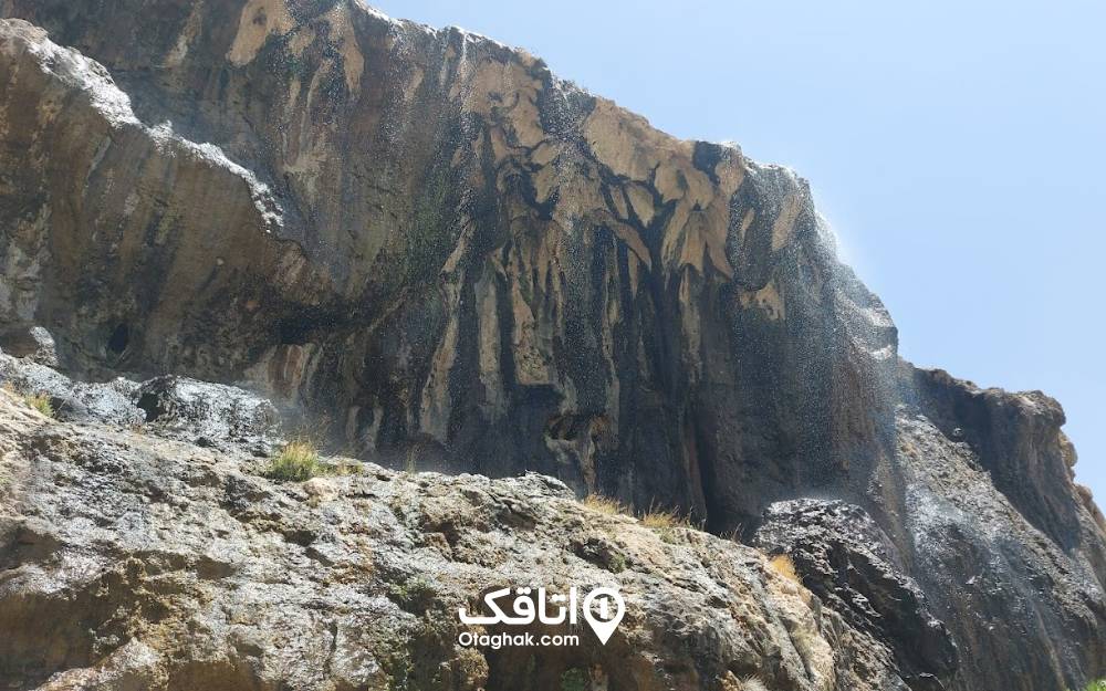 آبشار کوهستانی بی بی سیدان اصفهان