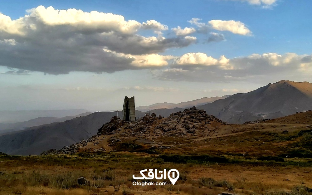 نمایی از تخت نادر در نزدیکی دشت میشان