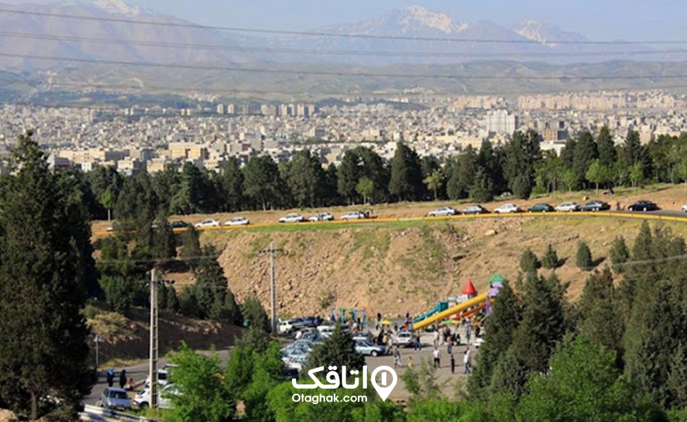 گشتوگذاری در پارک یاس فاطمی