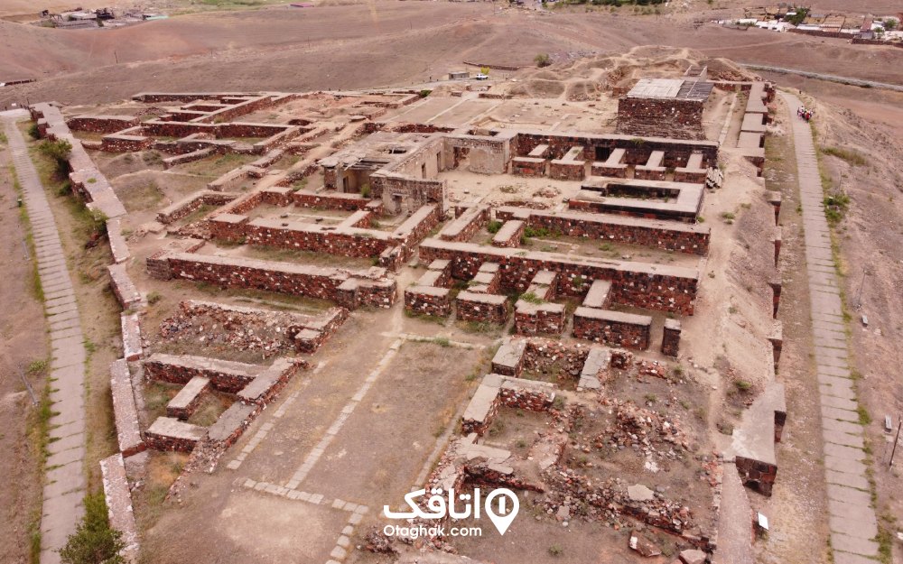 نمایی از دژ اربونی از بالا و در روز