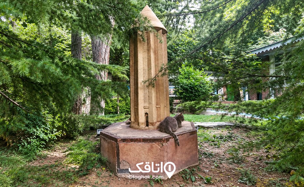 ماکت گنبد قابوس