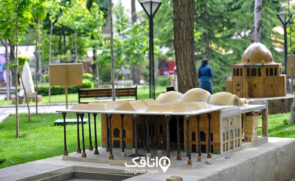 ماکت چهلستون